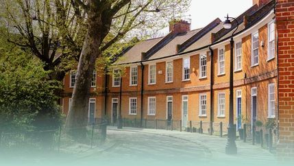 PA, Houses on curved street.jpg