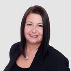 Lorraine Mclean