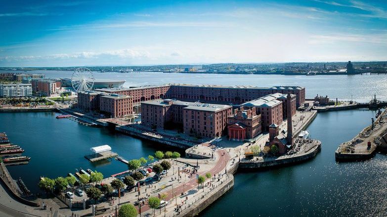 Liverpool Albert Docks.jpg