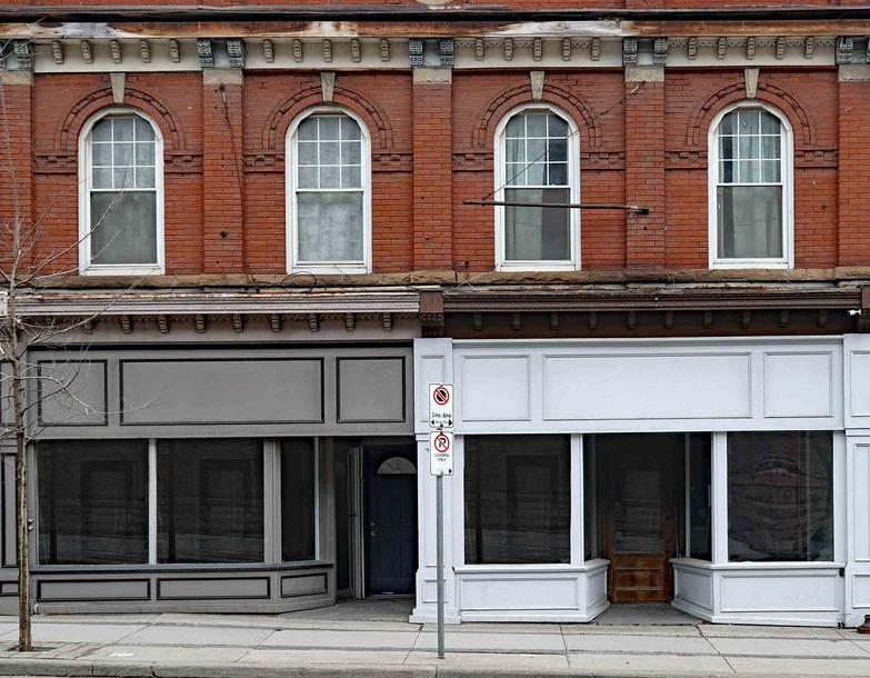 Commerical property with residential flats above