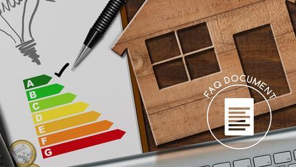 FAQ Energy efficiency ratings next to model house.jpg