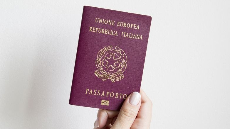 italian passport.jpg